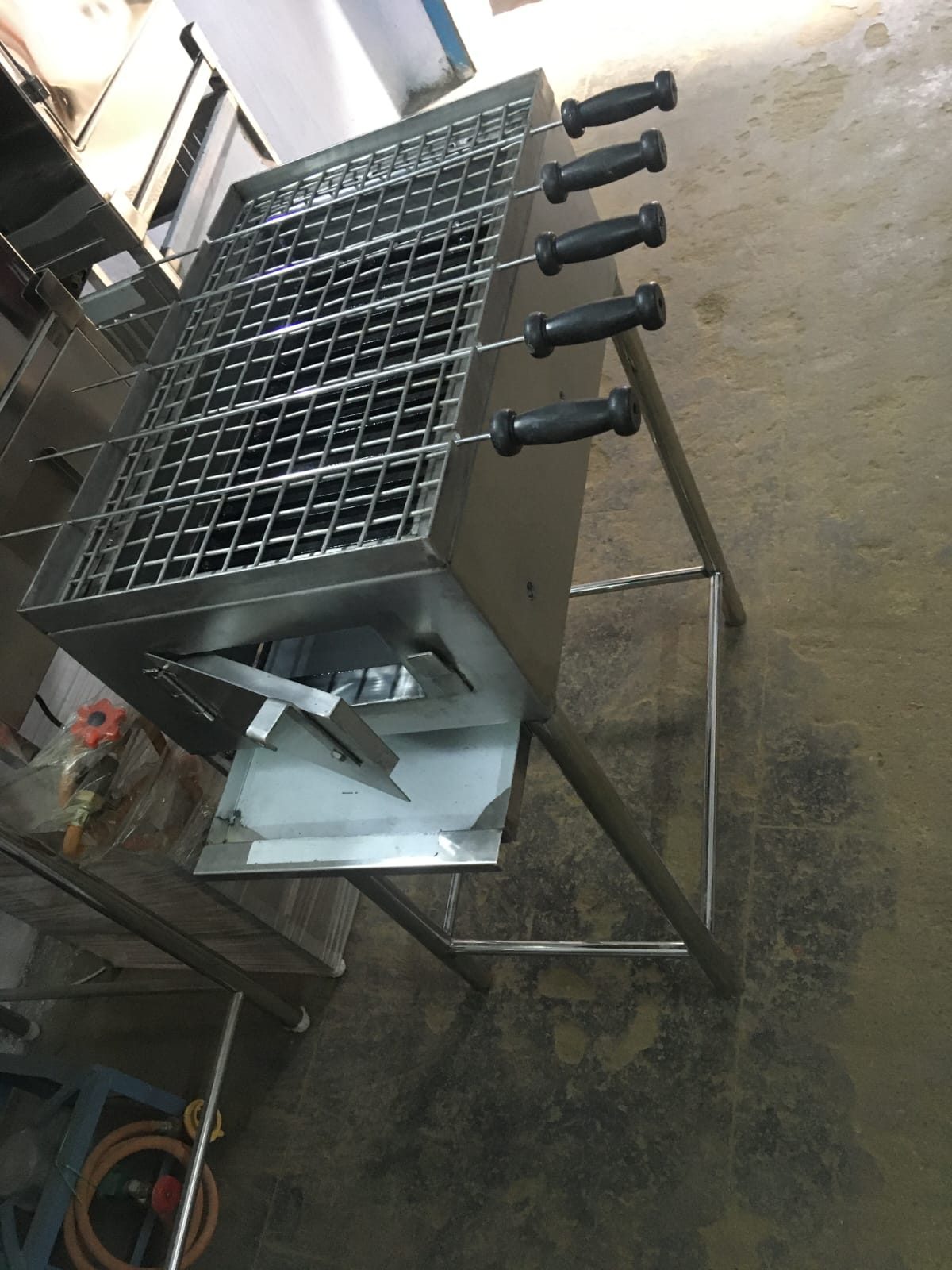 Laying Out a Commercial Kitchen for Traffic Flow